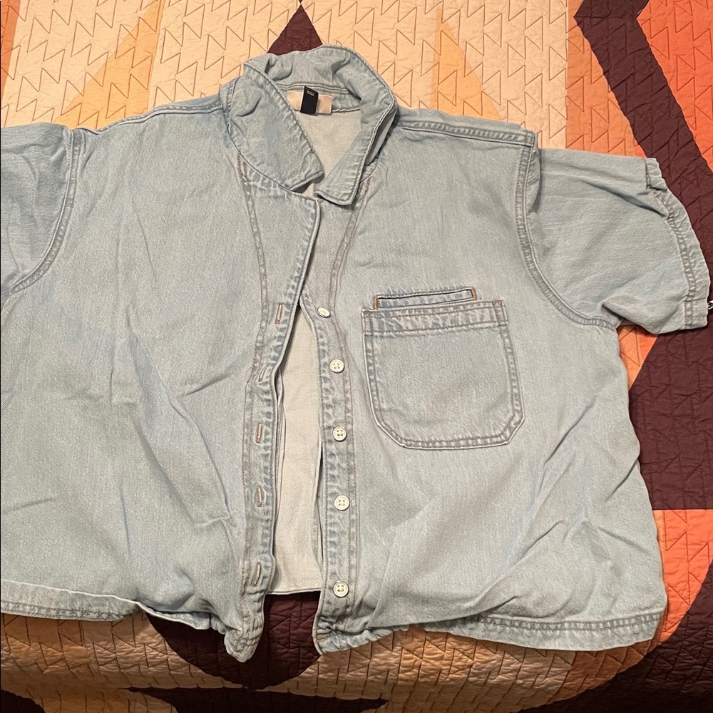Universal thread cropped button up jean shirt
